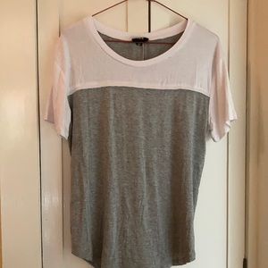Gray & white T small